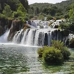 Sj1 Comfortable Nyaraló Vodice